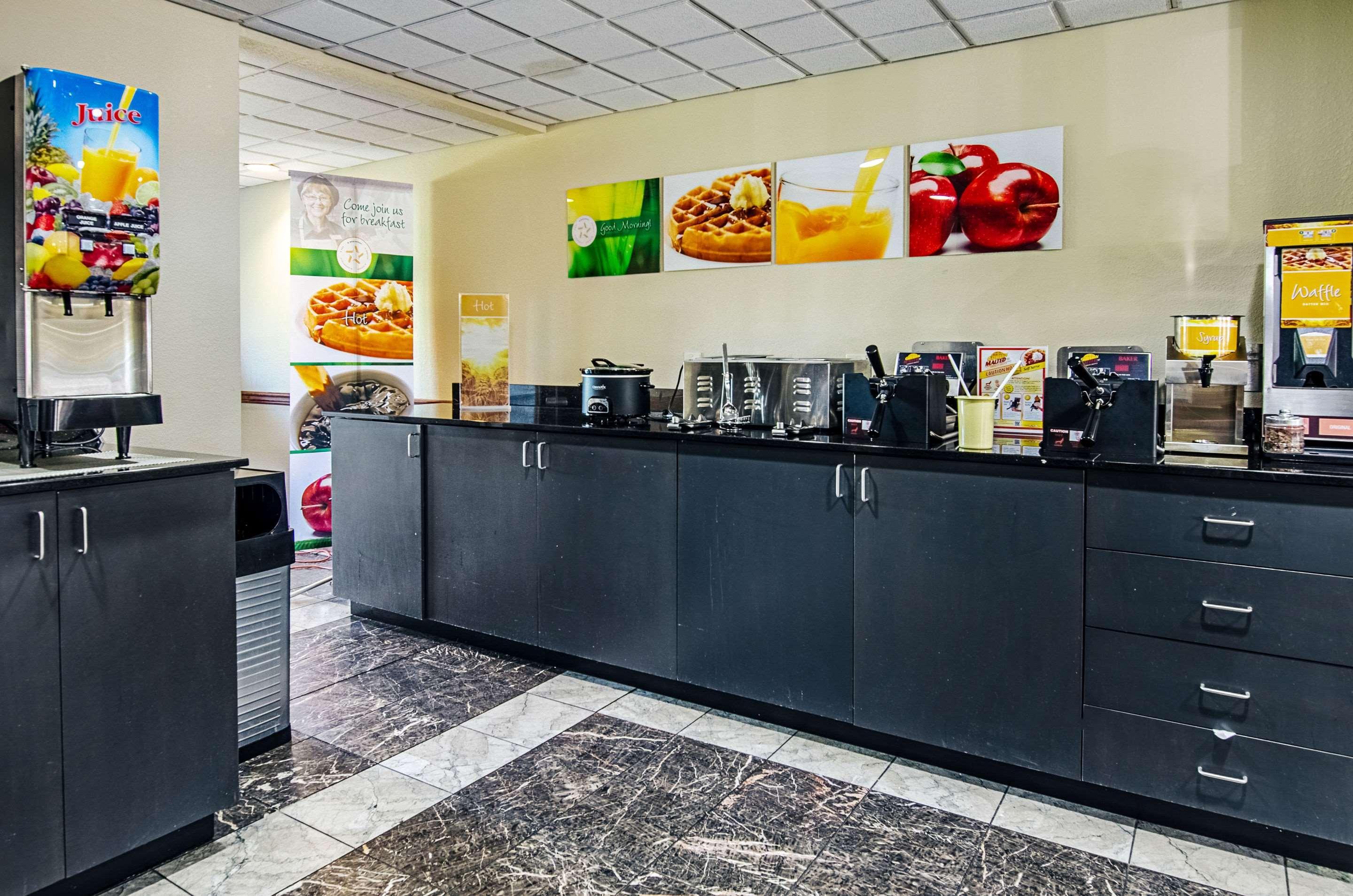 Quality Inn & Suites I-81 Exit 7 Bristol Eksteriør billede